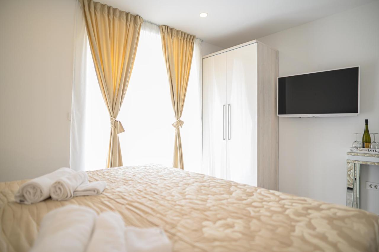 Luxury Rooms Green And Gold スプリト エクステリア 写真